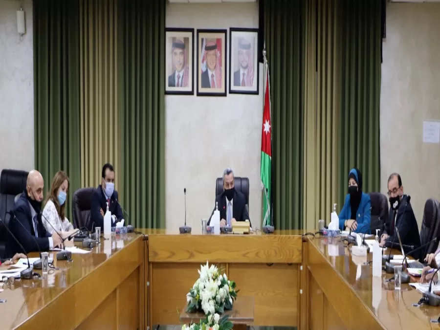 مدار الساعة,أخبار عربية ودولية,وزير التربية والتعليم