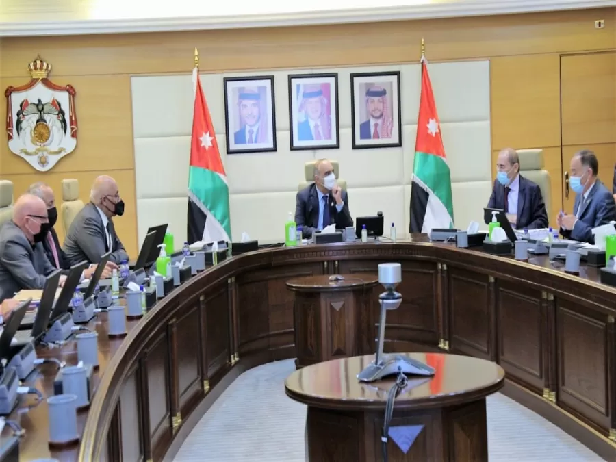 مدار الساعة,أخبار الأردن,اخبار الاردن,وزير المالية,وزير الزراعة,وزير الصحة,نائب رئيس الوزراء,وزير الصناعة والتجارة والتموين,وزير الطاقة والثروة المعدنية,وزير البيئة,وزير العمل,رئيس الوزراء,وزارة الصناعة والتجارة,كوفيد 19,كورونا,وزارة المالية,وزارة الصحة,دائرة ضريبة الدخل والمبيعات,وزارة الصناعة,دائرة ضريبة الدخل,هيئة تنشيط السياحة,وزارة البيئة,البنك المركزي