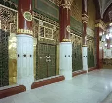 مدار الساعة,شؤون دينية