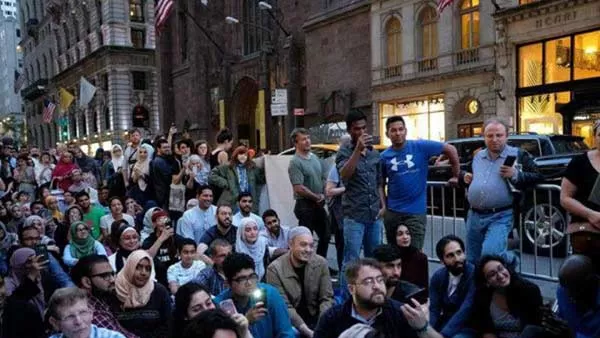مدار الساعة,شؤون دينية