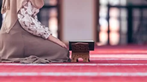 مدار الساعة,شؤون دينية