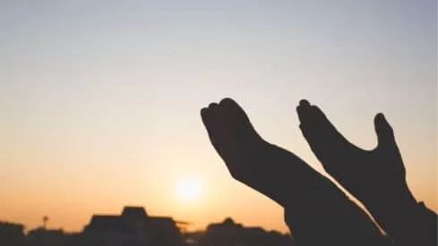 مدار الساعة,شؤون دينية