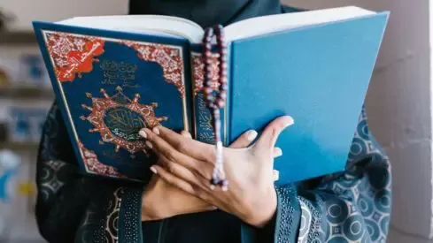 مدار الساعة,شؤون دينية