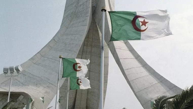 مدار الساعة,أخبار الجامعات الأردنية,وزارة التعليم العالي والبحث العلمي,وزارة التعليم العالي,شركة الخطوط الجوية الملكية الأردنية,الملكية الأردنية