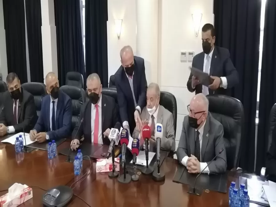 مدار الساعة,أخبار الأردن,اخبار الاردن,نائب رئيس الوزراء,وزير الإدارة المحلية,وزير المياه والري,رئيس الوزراء,الملك عبدالله الثاني,رئاسة الوزراء,وزارة الأشغال العامة والإسكان,الديوان الملكي الهاشمي,دائرة الأراضي والمساحة,مديرية الأمن العام,سلطة المياه,وزارة الأشغال,الأمن العام,بلدية الزرقاء