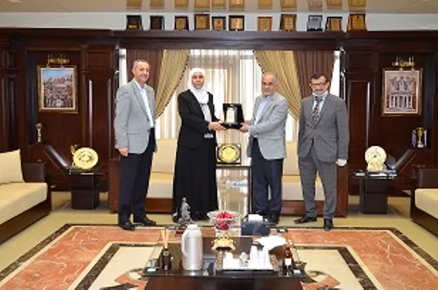 مدار الساعة,أخبار الجامعات الأردنية,جامعة عمان الأهلية