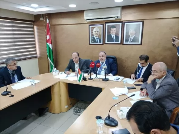 مدار الساعة,أخبار الأردن,اخبار الاردن,وزير الصحة,رئيس الوزراء,نقابة الأطباء,خزينة الدولة