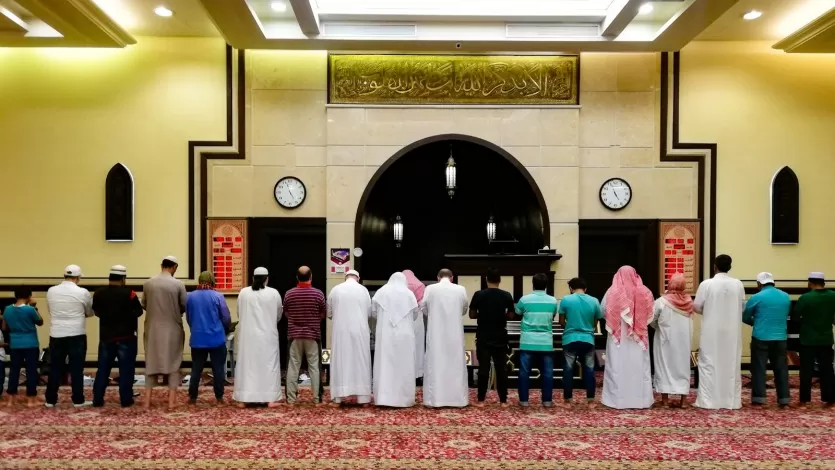 مدار الساعة,شؤون دينية