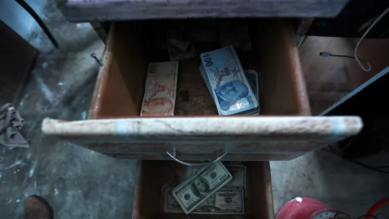 مدار الساعة,أخبار اقتصادية,وزير المالية,رئيس الوزراء,الاتحاد الأوروبي,سعر الدولار,البنك المركزي