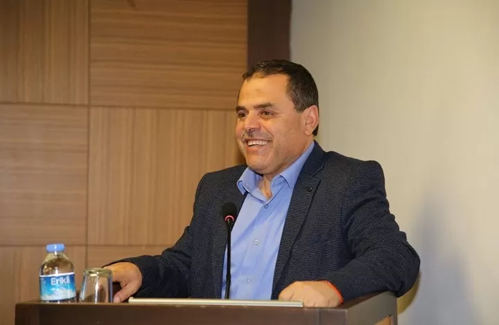 مدار الساعة,مقالات