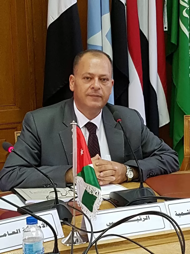 مدار الساعة,مقالات