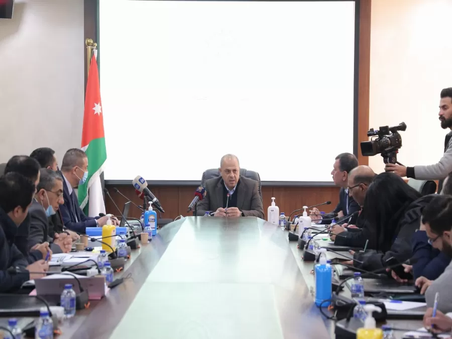 مدار الساعة,أخبار مجلس النواب الأردني,خير أبو صعيليك,الملك عبدالله الثاني,البنك المركزي