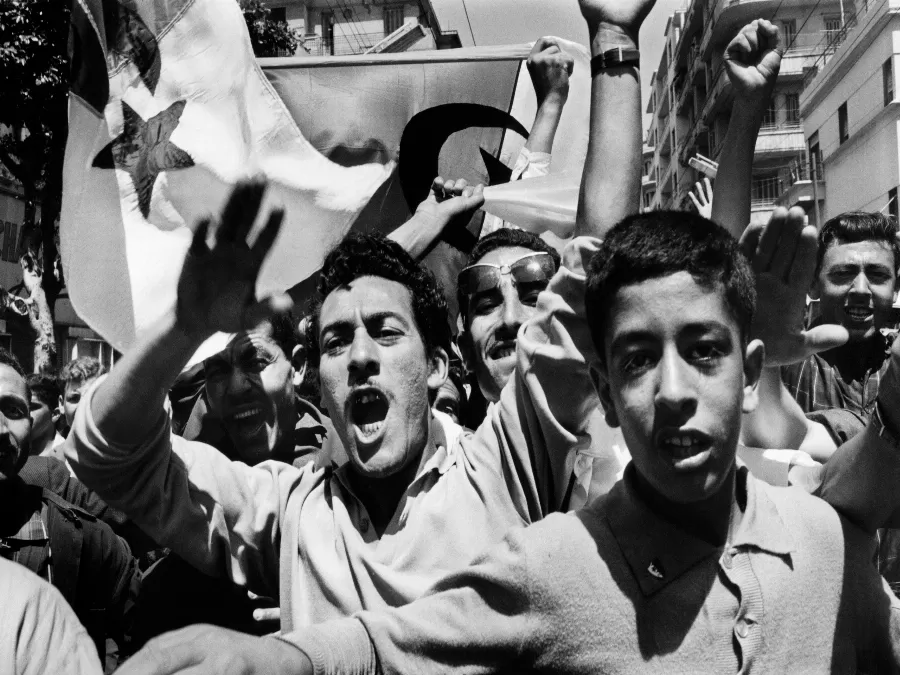 مدار الساعة,أخبار ثقافية