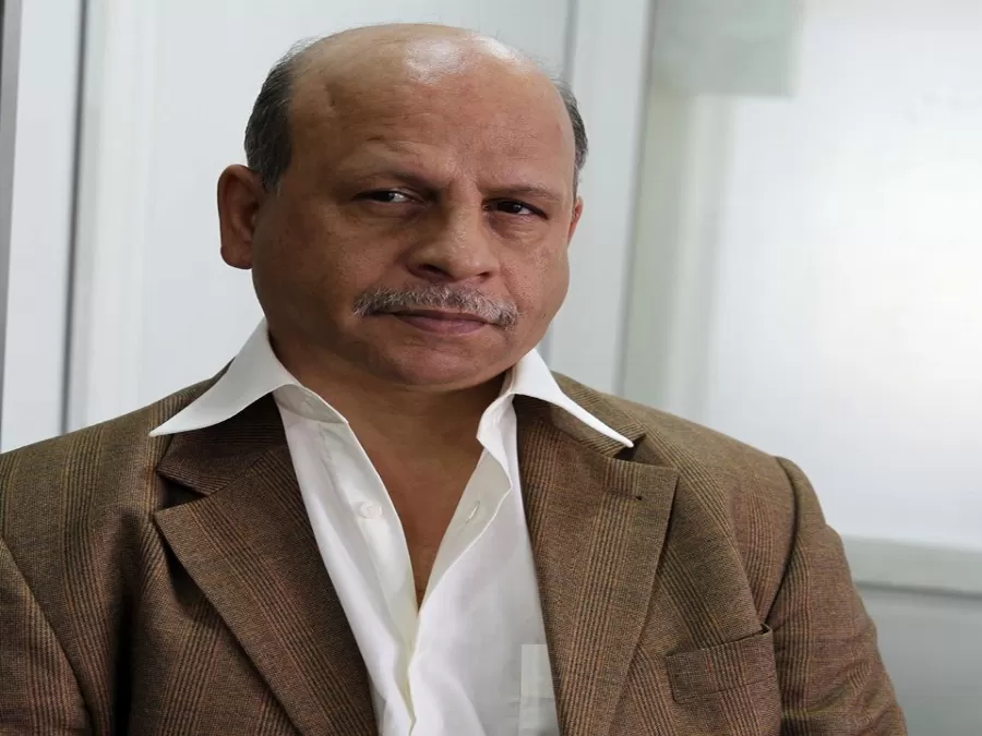 مدار الساعة,مقالات