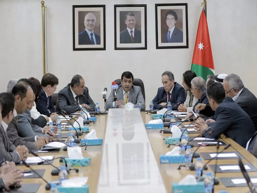 مدار الساعة,أخبار مجلس النواب الأردني,وزير الصحة,وزارة الصحة,ديوان المحاسبة