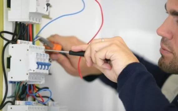 مدار الساعة,أخبار الأردن,اخبار الاردن,شركة توزيع الكهرباء,هيئة تنظيم قطاع الطاقة والمعادن