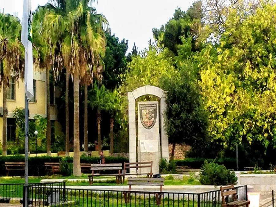 مدار الساعة,أسرار أردنية,جامعة البلقاء التطبيقية