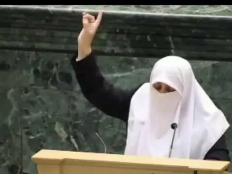 مدار الساعة,أسرار أردنية,وزارة التربية والتعليم