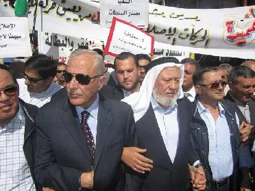 مدار الساعة,أسرار أردنية,رئيس الوزراء,مواقع التواصل الاجتماعي