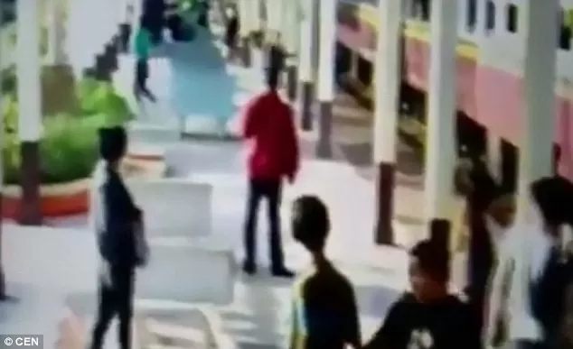 مدار الساعة,أخبار خفيفة ومنوعة