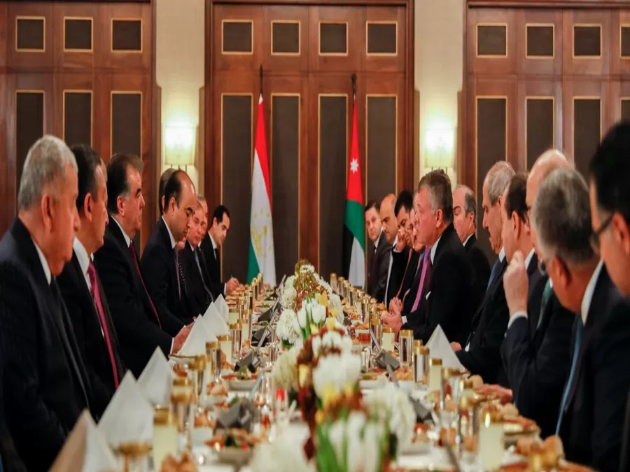 مدار الساعة,أخبار الأردن,اخبار الاردن,وزير المالية,وزير التعليم العالي والبحث العلمي,وزير الخارجية وشؤون المغتربين,الملك عبدالله الثاني,رئيس الوزراء,مهند شحادة,الديوان الملكي الهاشمي,قصر الحسينية
