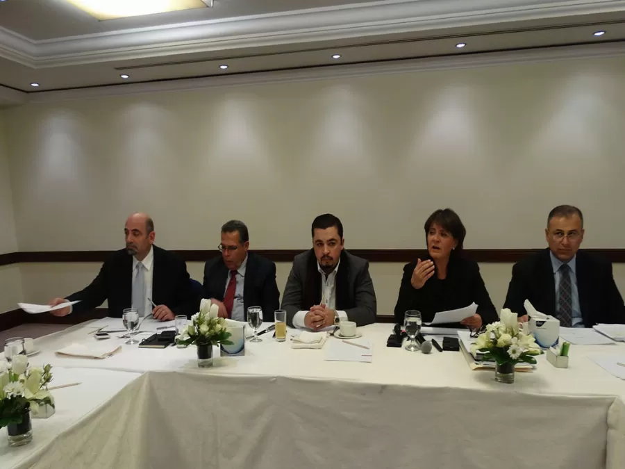 مدار الساعة,أخبار اقتصادية,لينا عناب,الدكتور عبدالرزاق عربيات,عبدالرزاق عربيات,وزارة الداخلية,وزارة السياحة,هيئة تنشيط السياحة,الشرطة السياحية,البنك المركزي