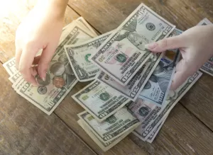 مدار الساعة,أخبار خفيفة ومنوعة