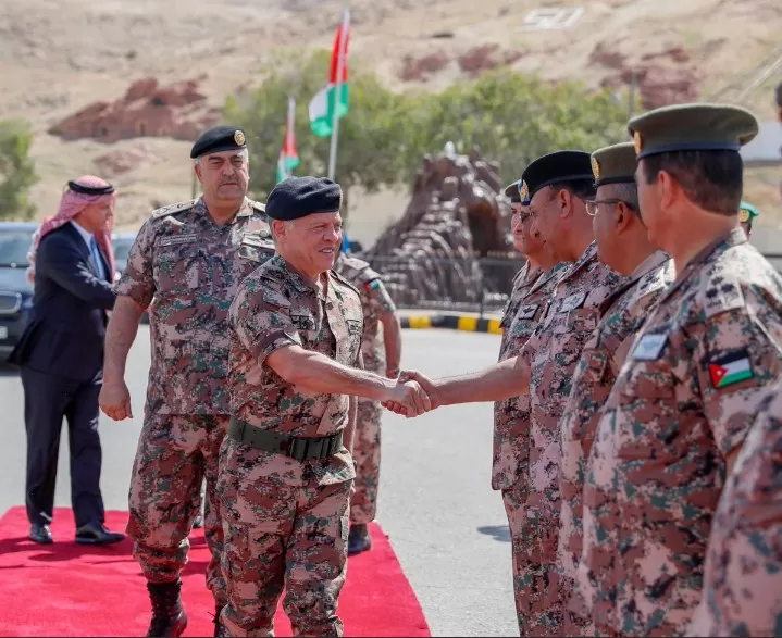 مدار الساعة,أخبار الأردن,اخبار الاردن,وزير الدفاع,الملك عبدالله الثاني,القوات المسلحة الأردنية,رئيس الوزراء,هيئة الأركان المشتركة,الملك الحسين بن طلال,المملكة الأردنية الهاشمية,الديوان الملكي الهاشمي,مجلس الأعيان,مجلس النواب,الثورة العربية الكبرى,القوات المسلحة,المجلس القضائي,الجيش العربي,المحكمة الدستورية