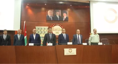 مدار الساعة,أخبار اقتصادية,نائب رئيس الوزراء,وزير الدولة لشؤون رئاسة الوزراء,رئيس الوزراء,رئاسة الوزراء,غرفة صناعة عمان,التدريب المهني,جامعة البلقاء التطبيقية