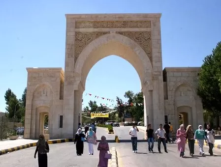 مدار الساعة,أخبار الجامعات الأردنية,جامعة البلقاء التطبيقية,امتحان الشهادة الجامعية المتوسطة