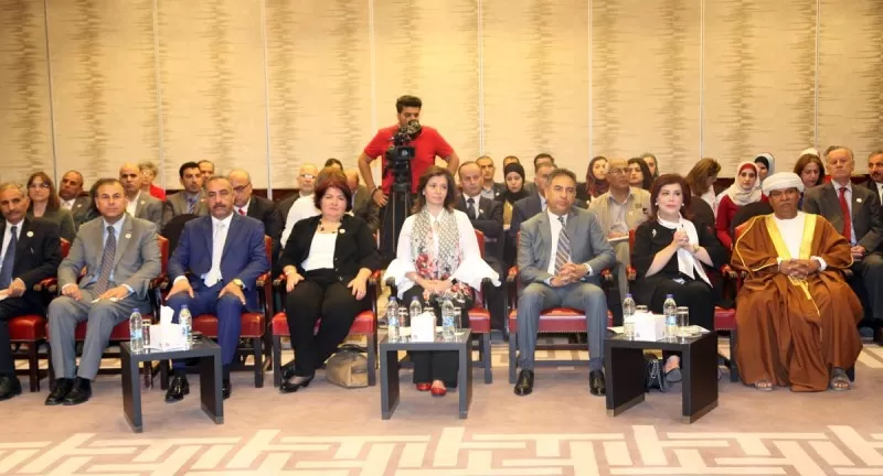 مدار الساعة,أخبار المجتمع الأردني,وزيرة السياحة والآثار,لينا عناب,دائرة الآثار العامة,وزارة التربية والتعليم,مواقع التواصل الاجتماعي