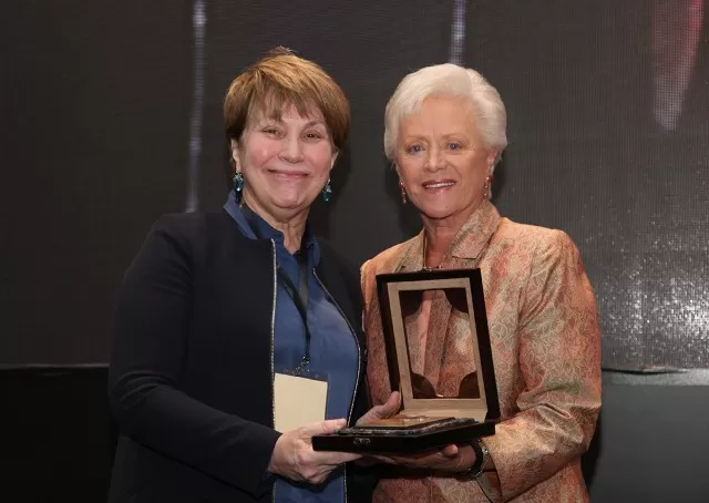 مدار الساعة,أخبار الجامعات الأردنية,وزير الصحة,الأميرة منى الحسين,جامعة عمان الأهلية,يوم الصحة العالمي