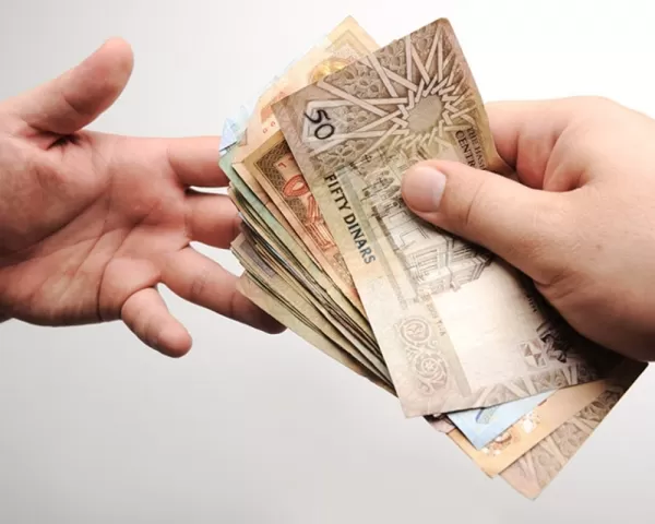 مدار الساعة,أسرار أردنية,رئيس الوزراء,وزارة المالية,عيد الفطر