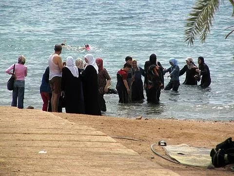مدار الساعة,أخبار السياحة في الأردن,سلطة منطقة العقبة الاقتصادية الخاصة,عيد الفطر