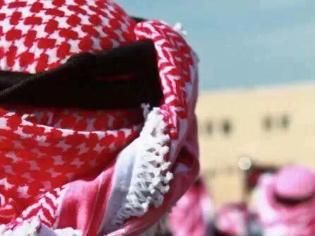 مدار الساعة,مقالات