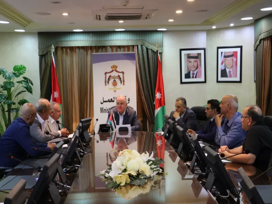 مدار الساعة,أخبار اقتصادية,وزير العمل,وزارة العمل,المدن الصناعية,الضمان الاجتماعي