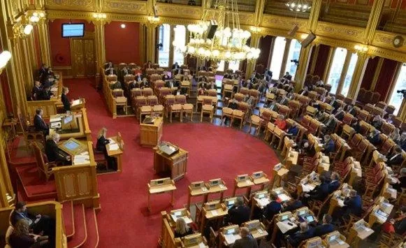 مدار الساعة,أخبار خفيفة ومنوعة