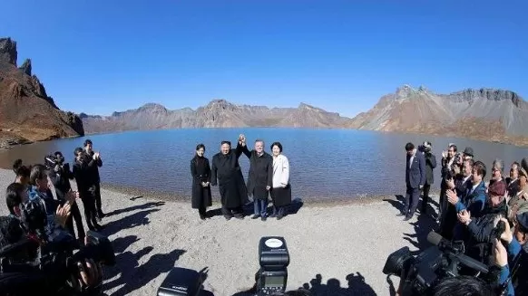 مدار الساعة,أخبار عربية ودولية