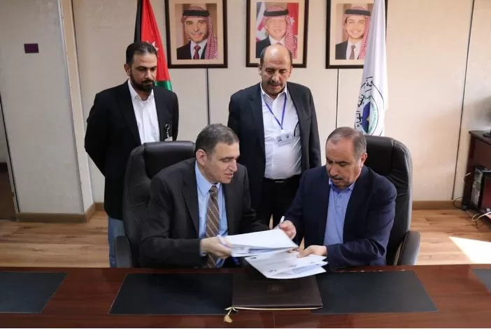 مدار الساعة,أخبار المجتمع الأردني,بنك تنمية المدن والقرى,مؤسسة الخط الحديدي الحجازي الأردني,الخط الحديدي الحجازي