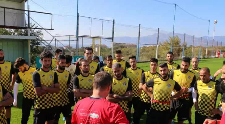 مدار الساعة,أخبار رياضية,المنتخب الوطني لكرة القدم,كأس آسيا,المنتخب الوطني,يزن العرب,موسى التعمري