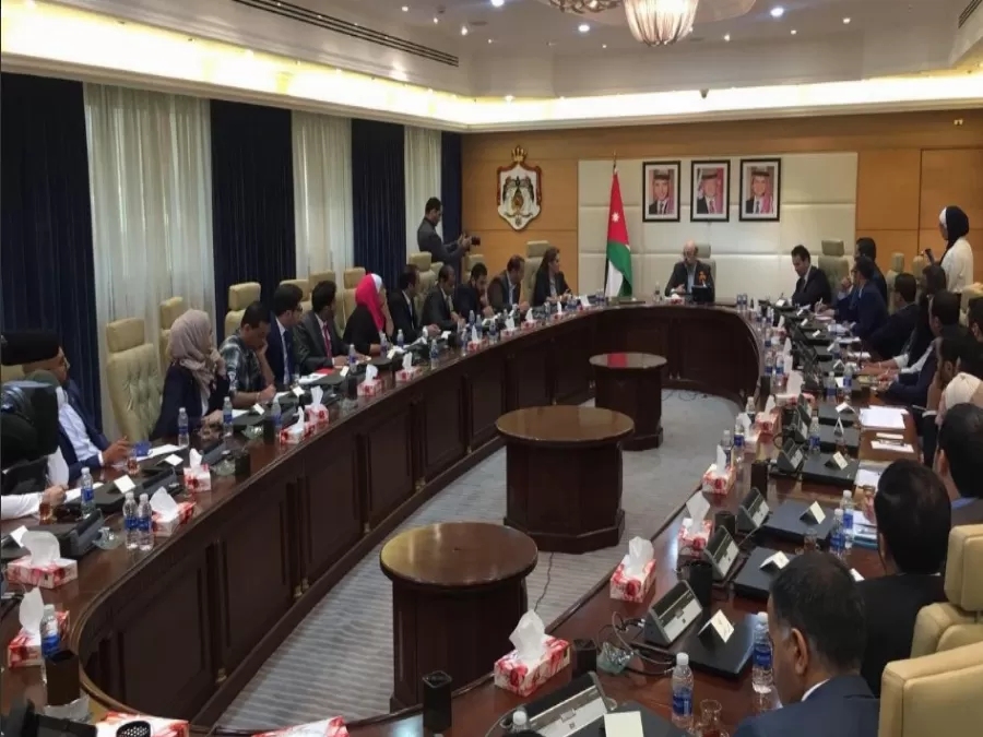 مدار الساعة,أخبار الأردن,اخبار الاردن,وزير الثقافة,رئيس الوزراء,الملك عبدالله الثاني,وزارة الشباب,مجلس النواب,مواقع التواصل الاجتماعي,سيادة القانون