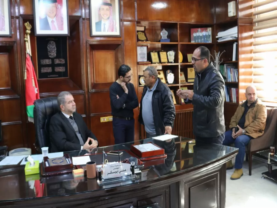 مدار الساعة,أسرار أردنية,بلدية الزرقاء
