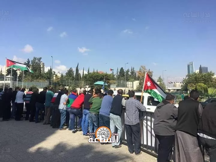 مدار الساعة,مقالات