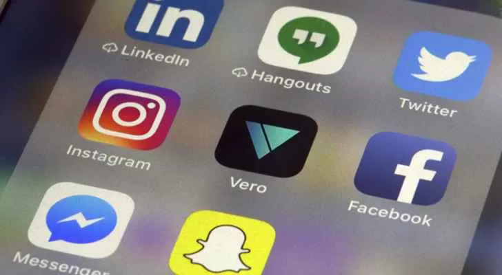 مدار الساعة,أخبار خفيفة ومنوعة,مواقع التواصل الاجتماعي