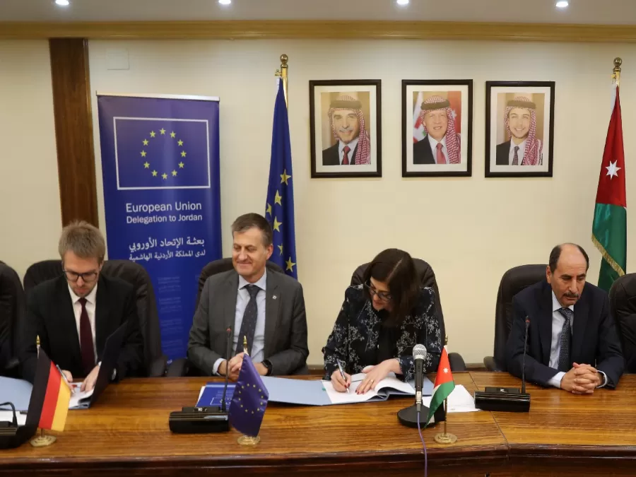 مدار الساعة,أخبار الأردن,اخبار الاردن,وزيرة التخطيط والتعاون الدولي,وزير الأشغال العامة والإسكان,الاتحاد الأوروبي,وزارة الأشغال العامة والإسكان,وزارة التربية والتعليم,وزارة الأشغال