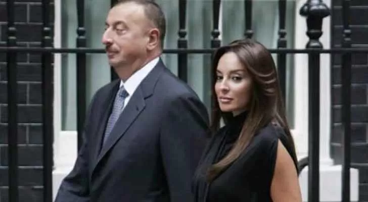 مدار الساعة,أخبار خفيفة ومنوعة