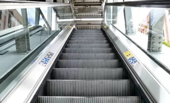 مدار الساعة,أخبار خفيفة ومنوعة