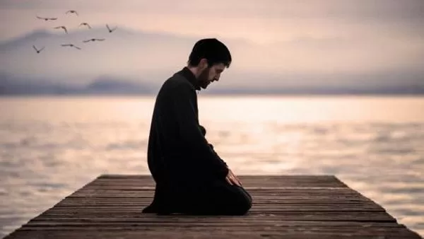 مدار الساعة,شؤون دينية