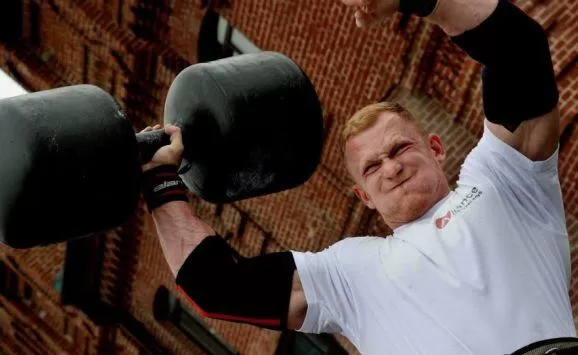 مدار الساعة,أخبار خفيفة ومنوعة