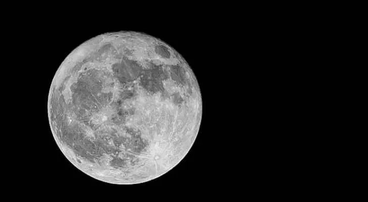 مدار الساعة,أخبار خفيفة ومنوعة